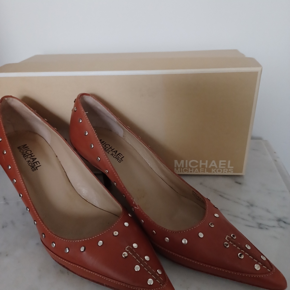 Michael Kors "Astor Pump" leather shoes - Picture 16 of 16